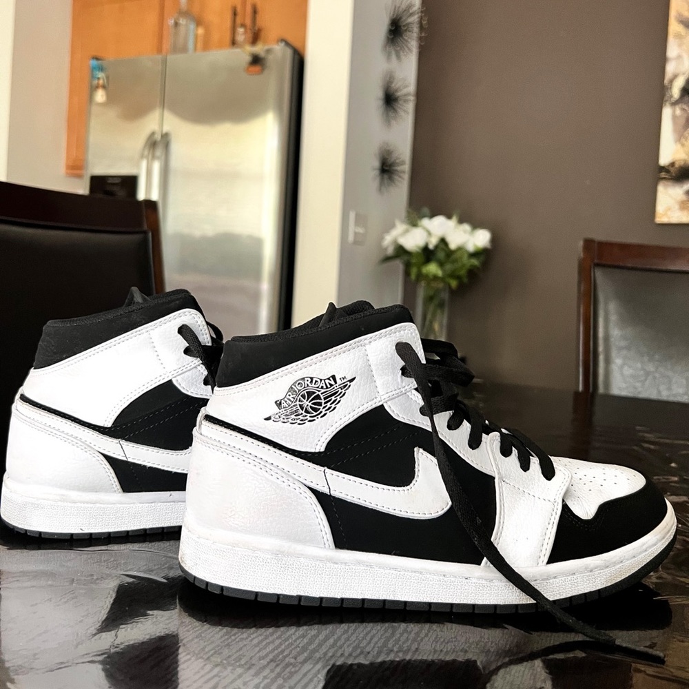 Air Jordan Retro 1